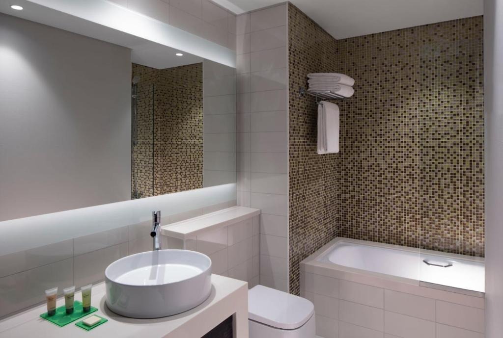Hyatt Place Dubai Al Rigga image 18